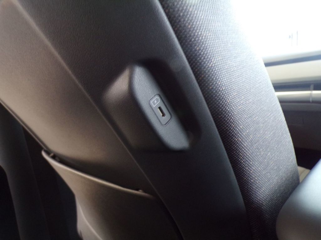 Used Kia EV3 2025 for sale - 76118295: Photo 22