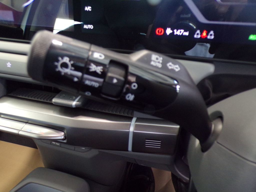 Used Kia EV3 2025 for sale - 76118295: Photo 28