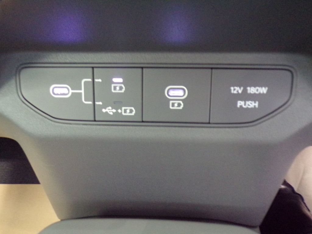 Used Kia EV3 2025 for sale - 76118295: Photo 35