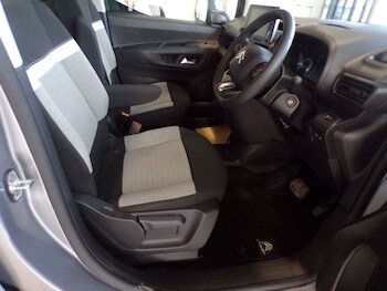 Used Citroen Berlingo 2023 for sale - 76118346: Photo