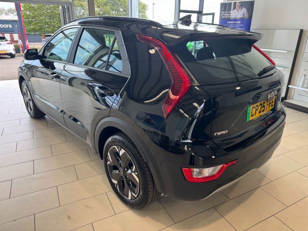 Used Kia Niro 2025 for sale - 76118259: Photo 4