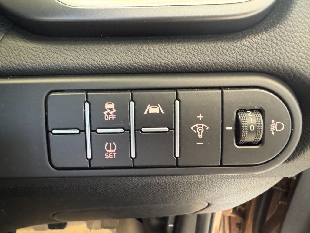 Used Kia Ceed 2022 for sale - 76118235: Photo 25