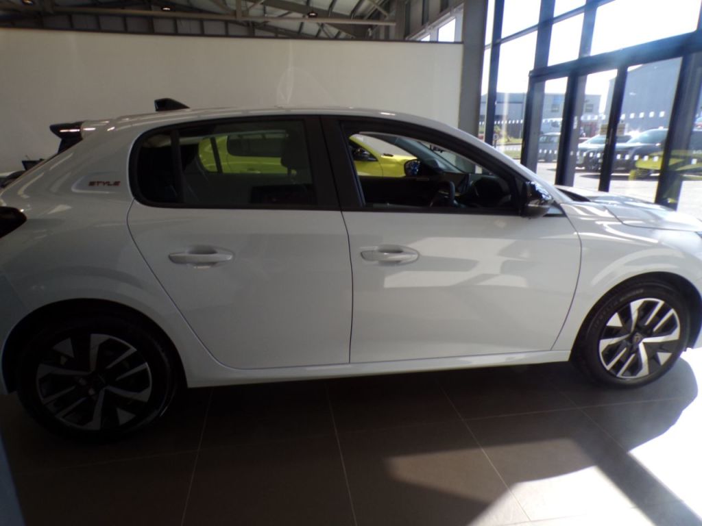 Used Peugeot 208 for sale - 76118292: Photo 3