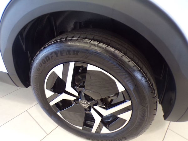 Used Peugeot 2008 2025 for sale - 76118254: Photo 11