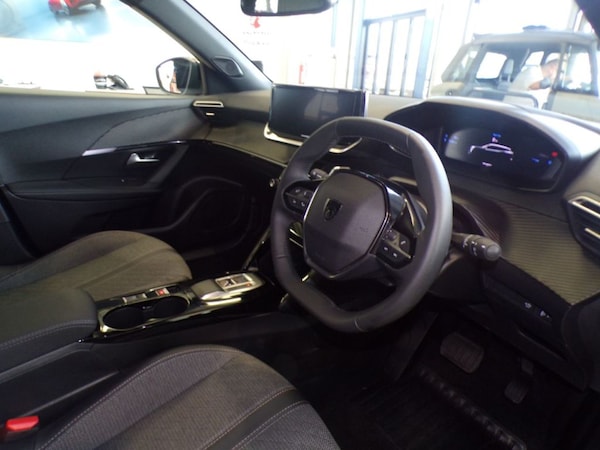 Used Peugeot 2008 2025 for sale - 76118254: Photo 17