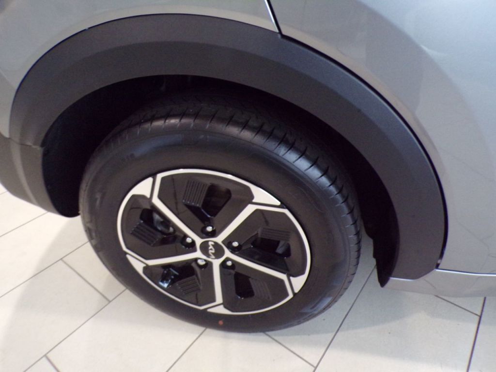 Used Kia Niro 2025 for sale - 76461647: Photo 11