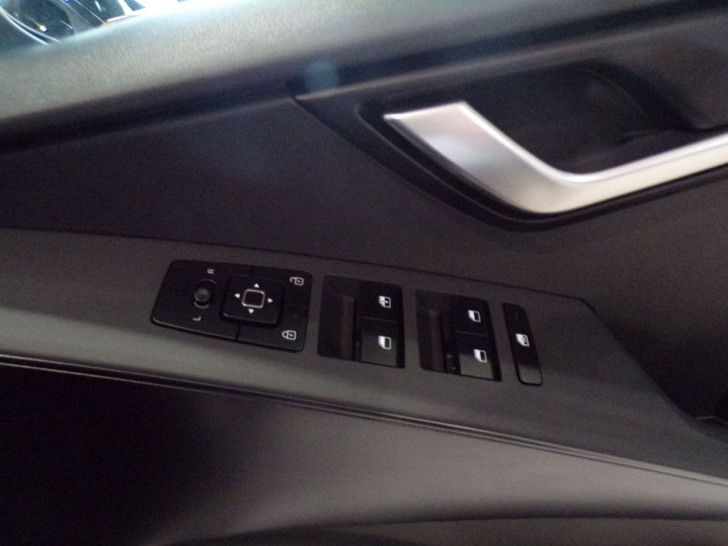 Used Kia Niro 2025 for sale - 76461647: Photo 18