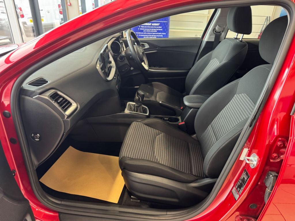 Used Kia Ceed 2022 for sale - 76118265: Photo 3