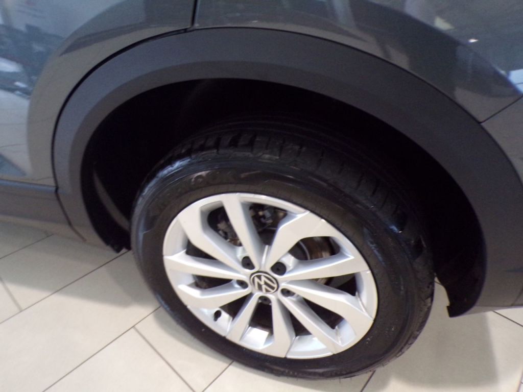 Used Volkswagen T-Roc 2025 for sale - 76355936: Photo 10