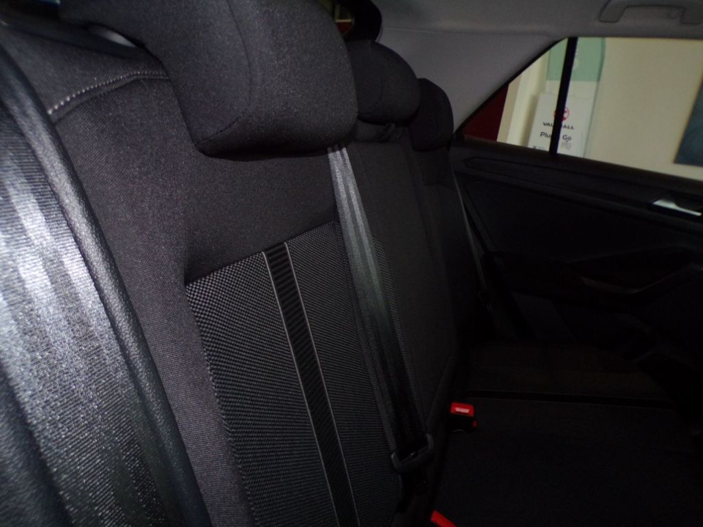 Used Volkswagen T-Roc 2025 for sale - 76355936: Photo 14