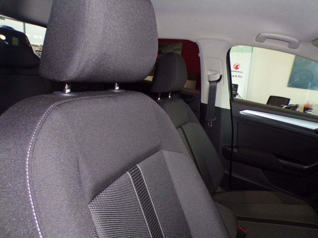 Used Volkswagen T-Roc 2025 for sale - 76355936: Photo 15