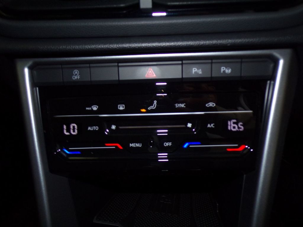 Used Volkswagen T-Roc 2025 for sale - 76355936: Photo 21