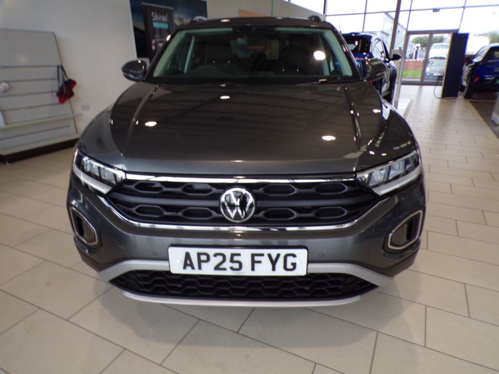 Used Volkswagen T-Roc 2025 for sale - 76355936: Photo 6
