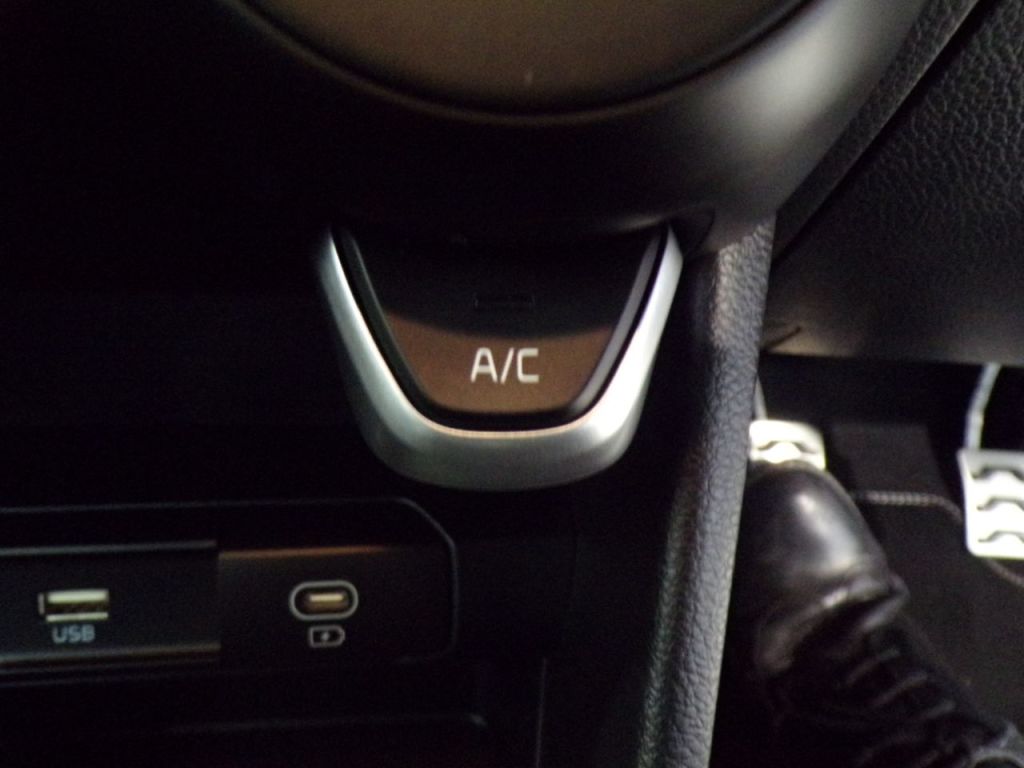 Used Kia Picanto 2024 for sale - 76312246: Photo 28