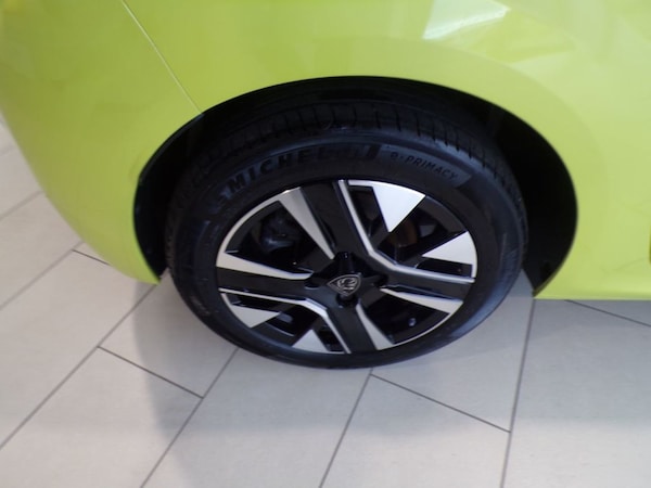 Used Peugeot 208 2024 for sale - 76192938: Photo 10