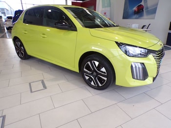 Peugeot - 208