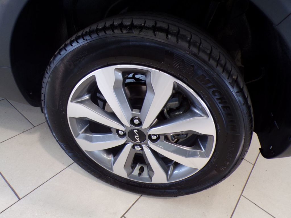 Used Kia Stonic 2025 for sale - 76118225: Photo 15