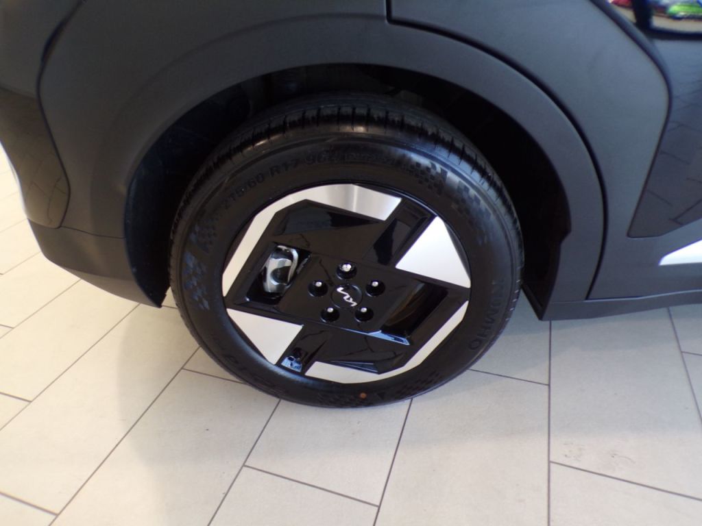 Used Kia EV3 2025 for sale - 76118321: Photo 12