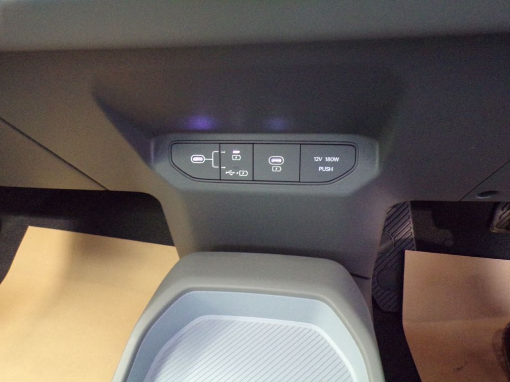 Used Kia EV3 2025 for sale - 76118321: Photo 20