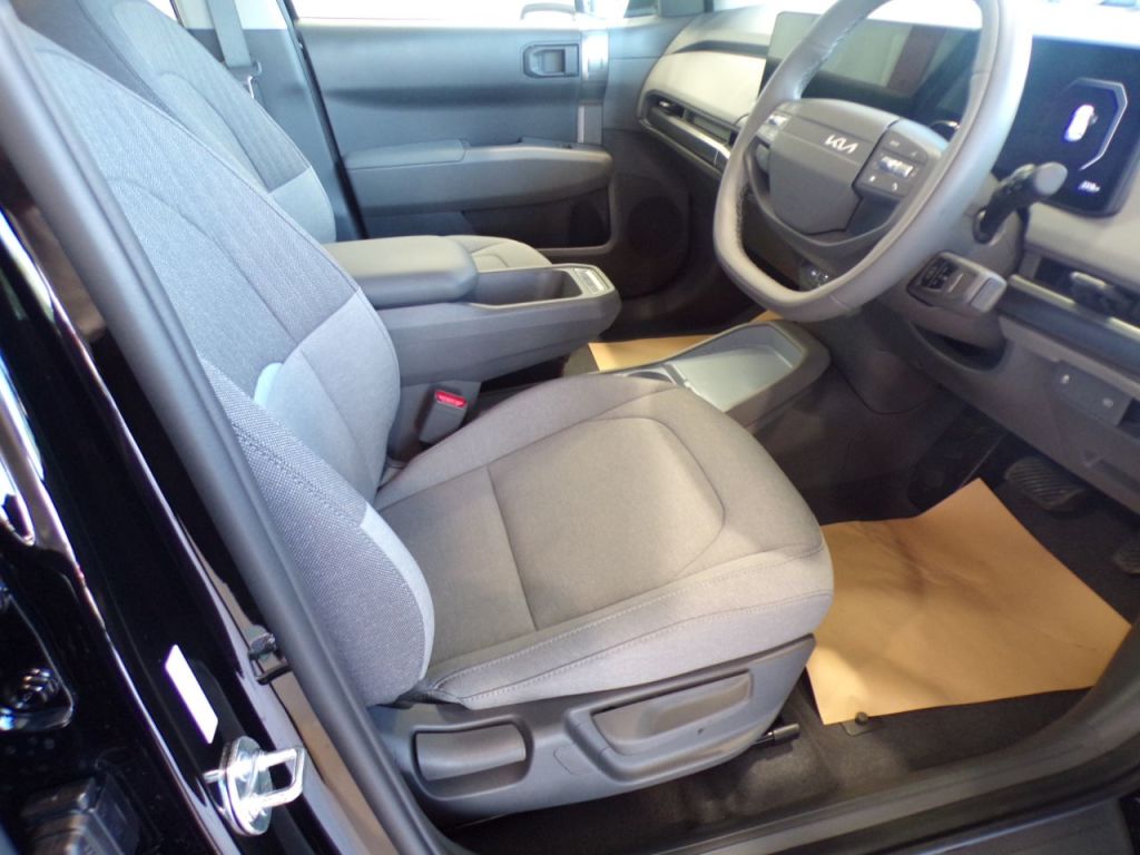Used Kia EV3 2025 for sale - 76118321: Photo 4