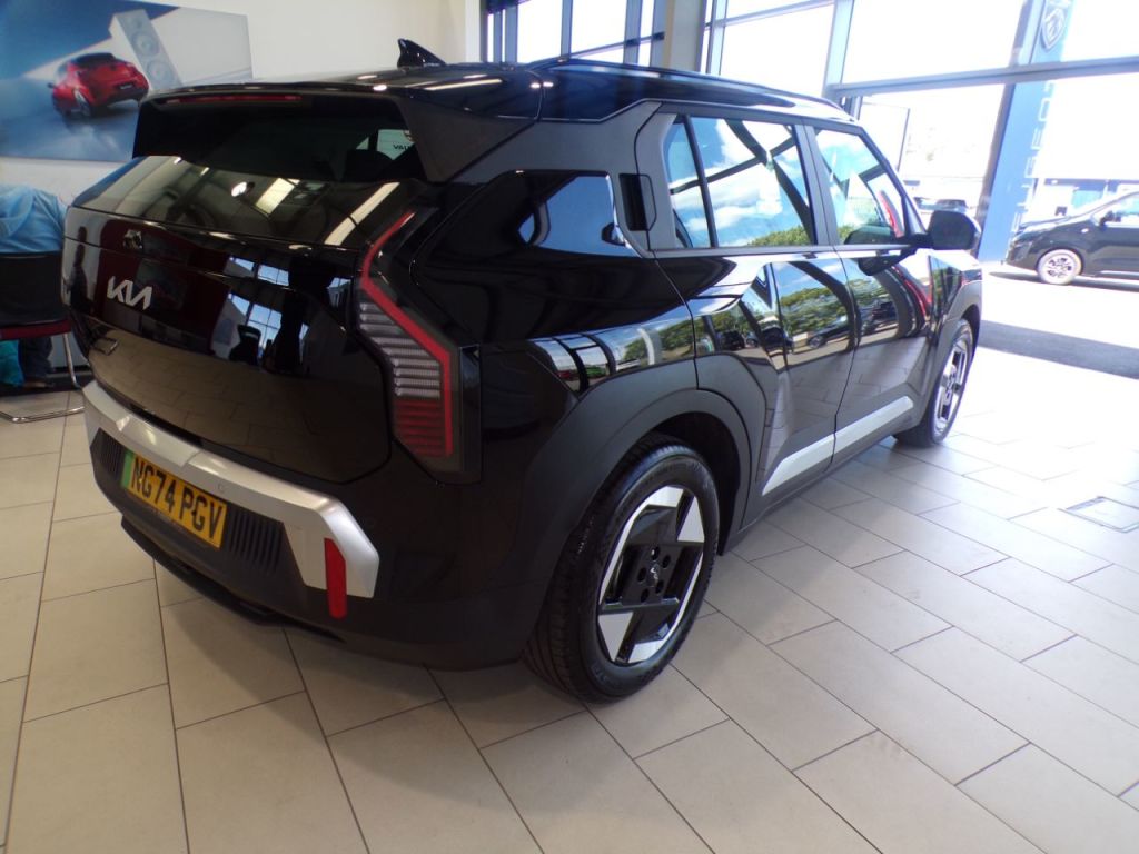 Used Kia EV3 2025 for sale - 76118321: Photo 8