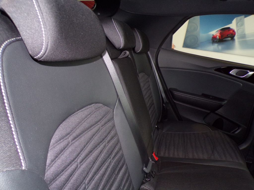 Used Kia XCeed 2025 for sale - 76118239: Photo 15