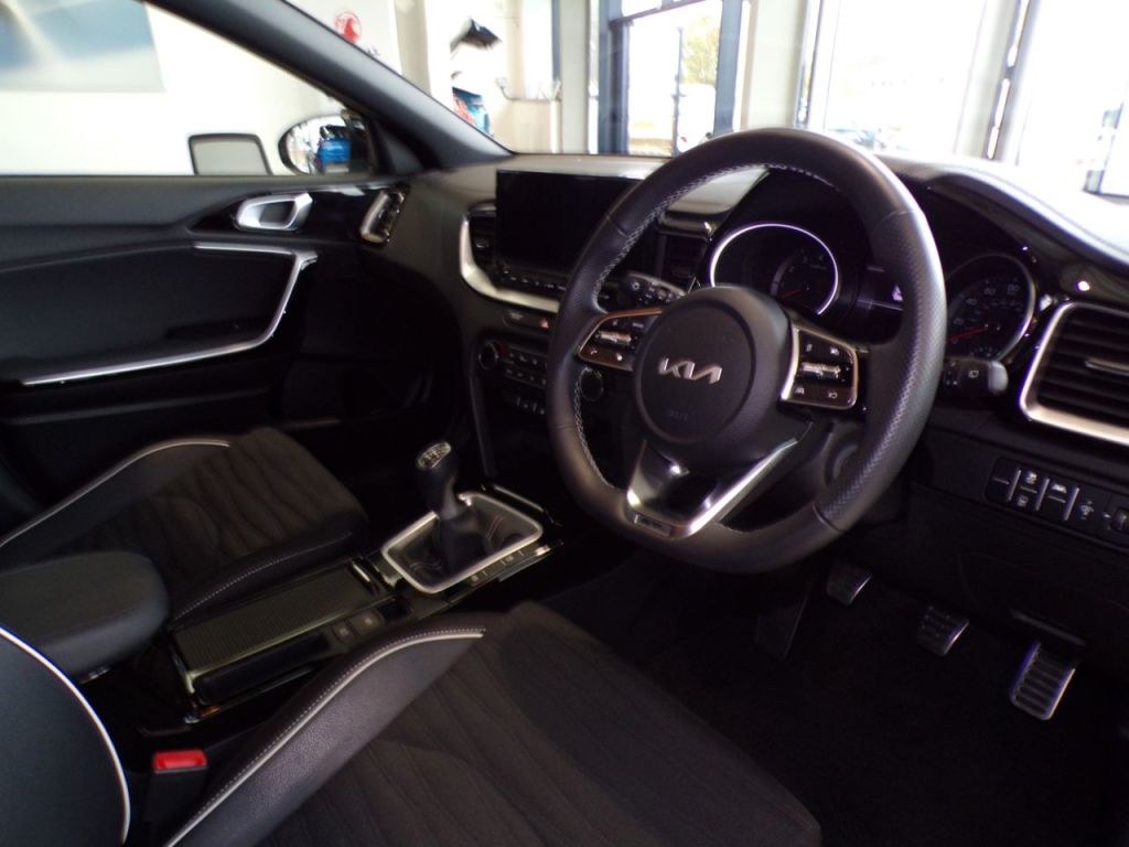 Used Kia XCeed 2025 for sale - 76118239: Photo 18