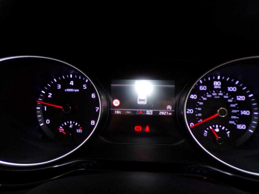 Used Kia XCeed 2025 for sale - 76118239: Photo 24