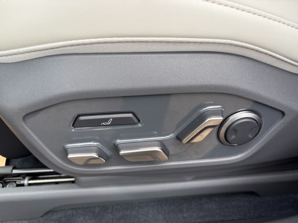 Used Kia EV9 2025 for sale - 76118348: Photo 26