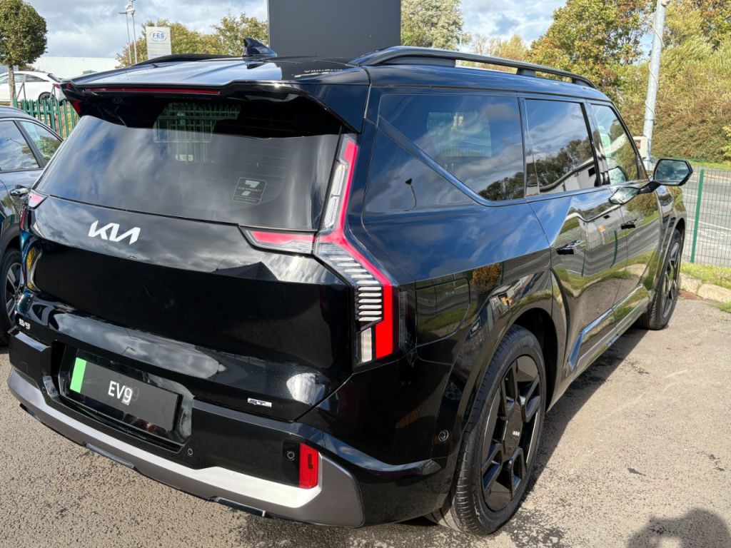 Used Kia EV9 2025 for sale - 76118348: Photo 3