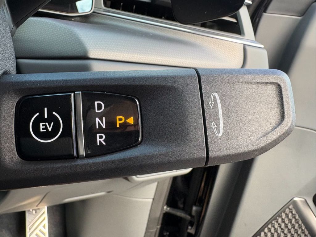 Used Kia EV9 2025 for sale - 76118348: Photo 38