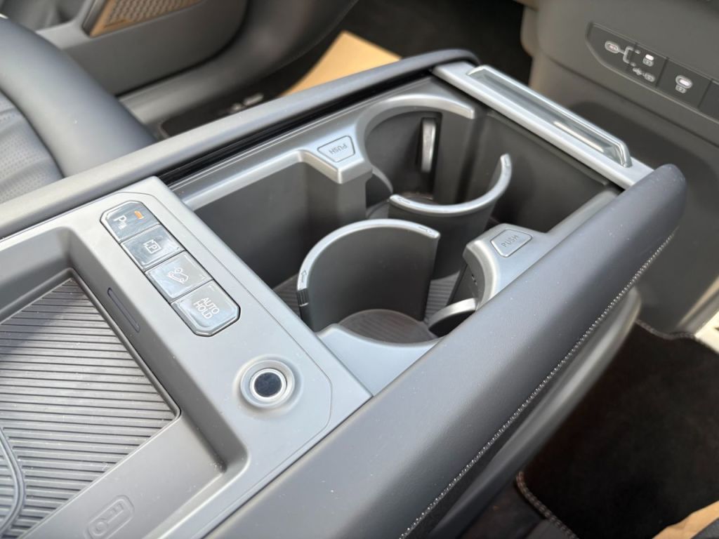 Used Kia EV9 2025 for sale - 76118348: Photo 49