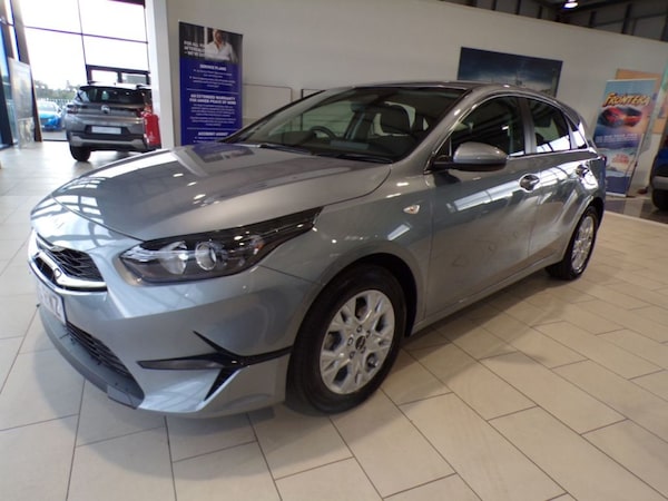 Used Kia Ceed 2025 for sale - 76118263: Photo 2