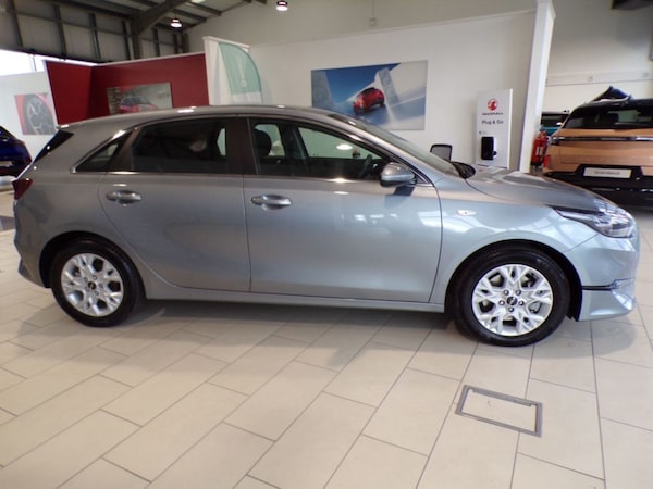 Used Kia Ceed 2025 for sale - 76118263: Photo 3