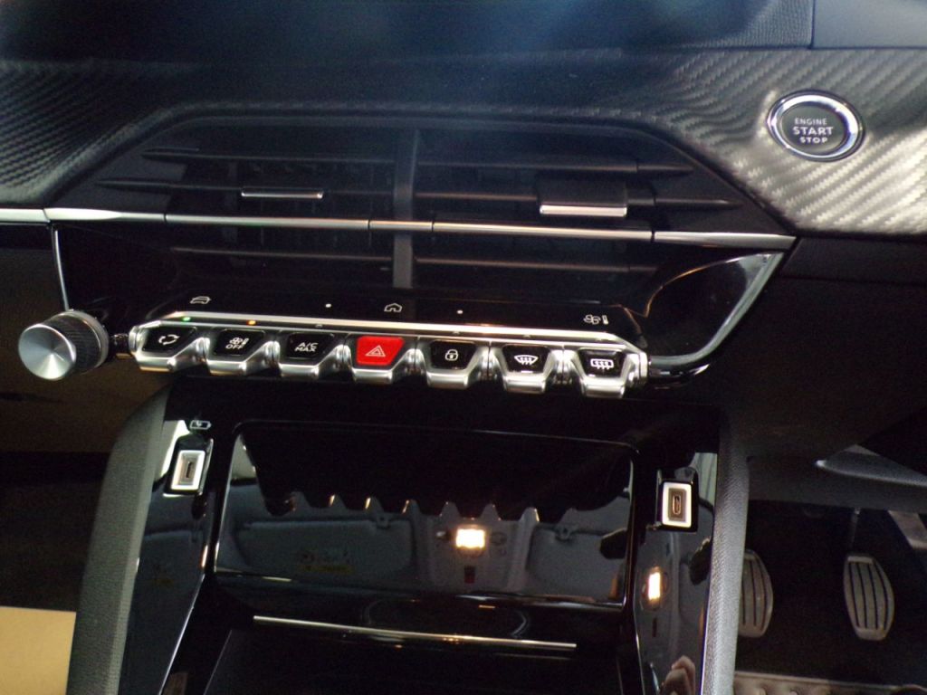 Used Peugeot 208 2024 for sale - 76118226: Photo 25