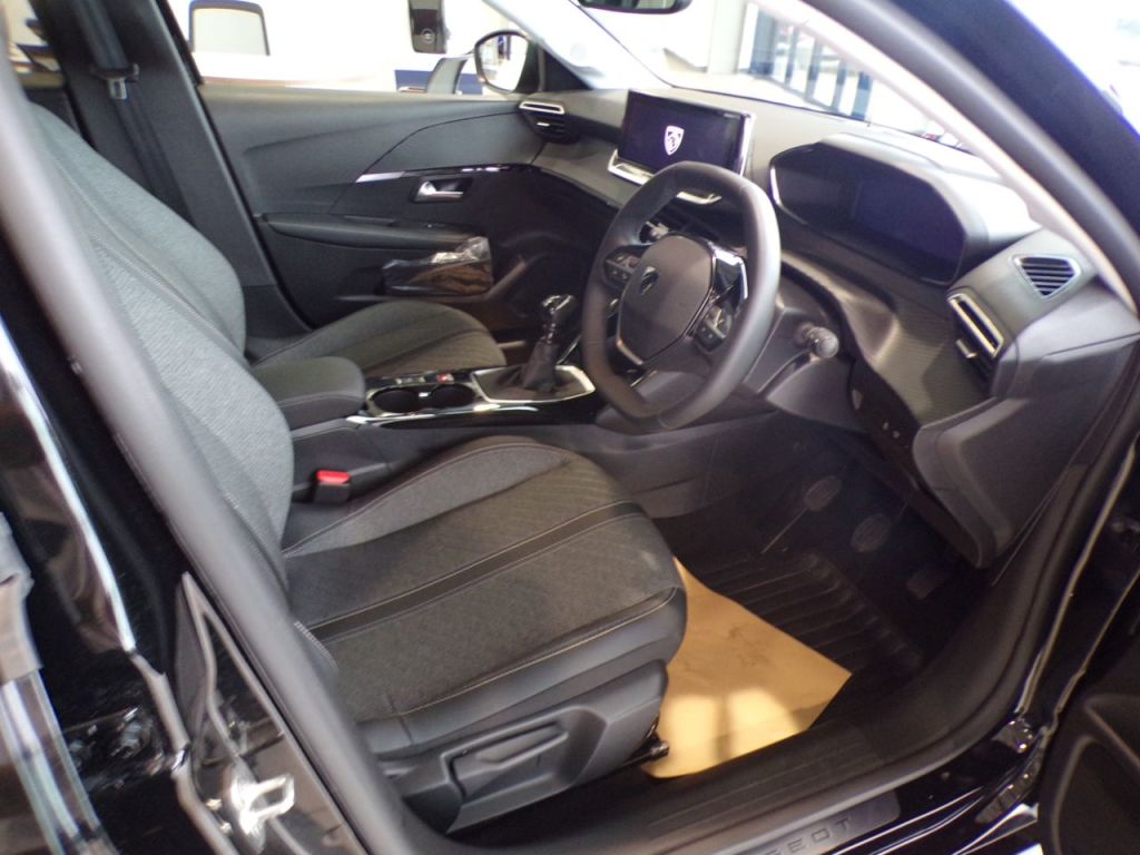Used Peugeot 208 2024 for sale - 76118226: Photo 4