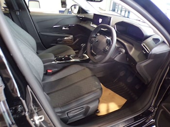 Used Peugeot 208 2024 for sale - 76118226: Photo 4