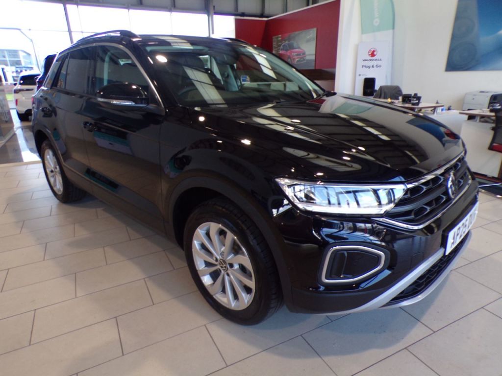 Used Volkswagen T-Roc 2025 for sale - 76395496: Photo 1
