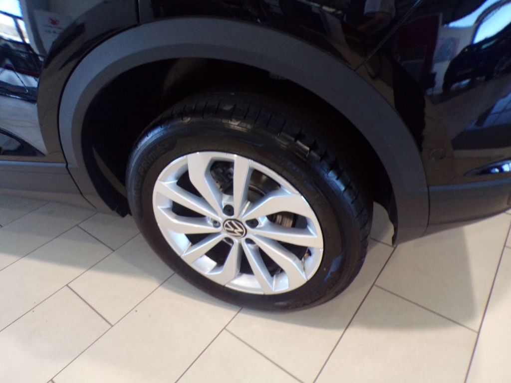 Used Volkswagen T-Roc 2025 for sale - 76395496: Photo 12