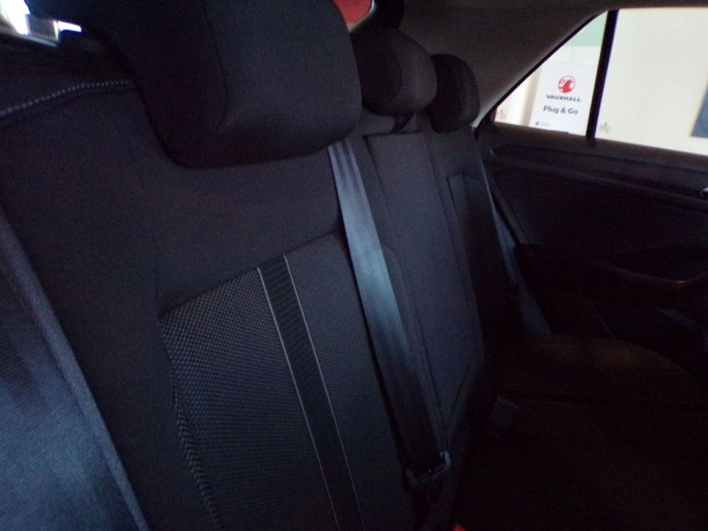 Used Volkswagen T-Roc 2025 for sale - 76395496: Photo 16