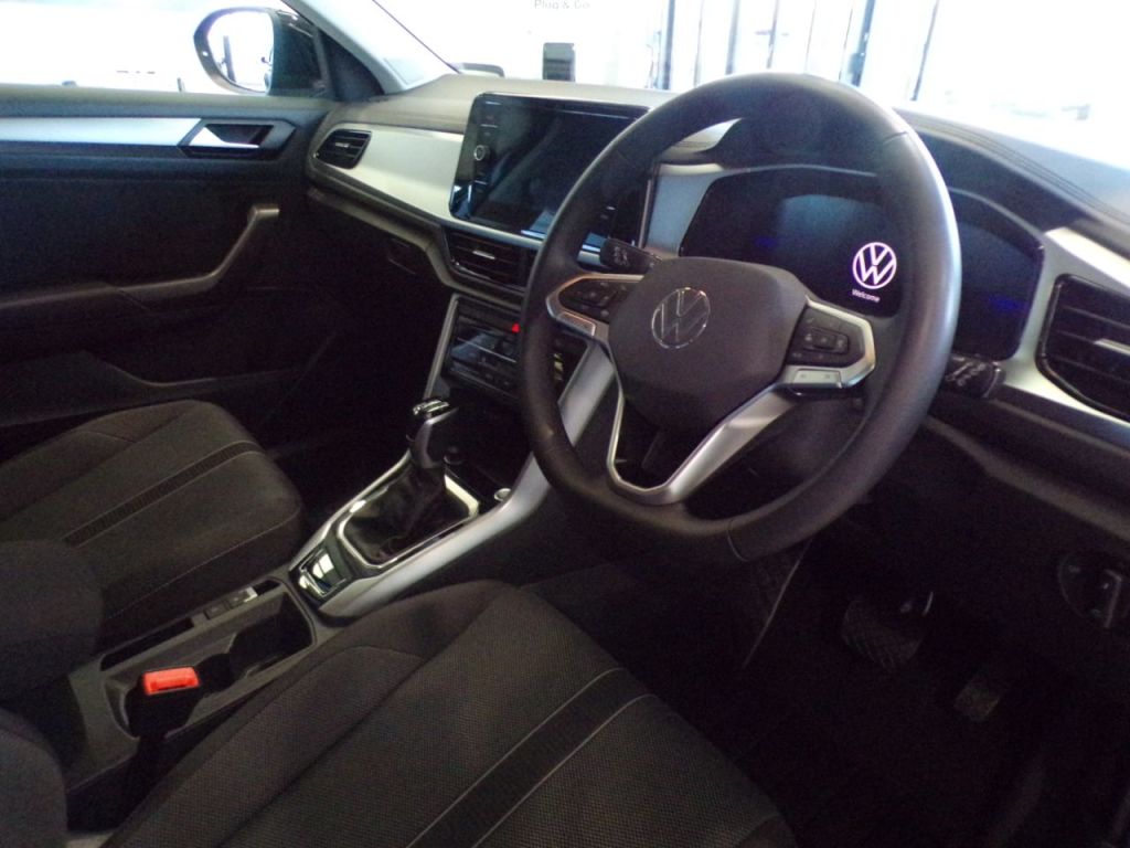 Used Volkswagen T-Roc 2025 for sale - 76395496: Photo 19