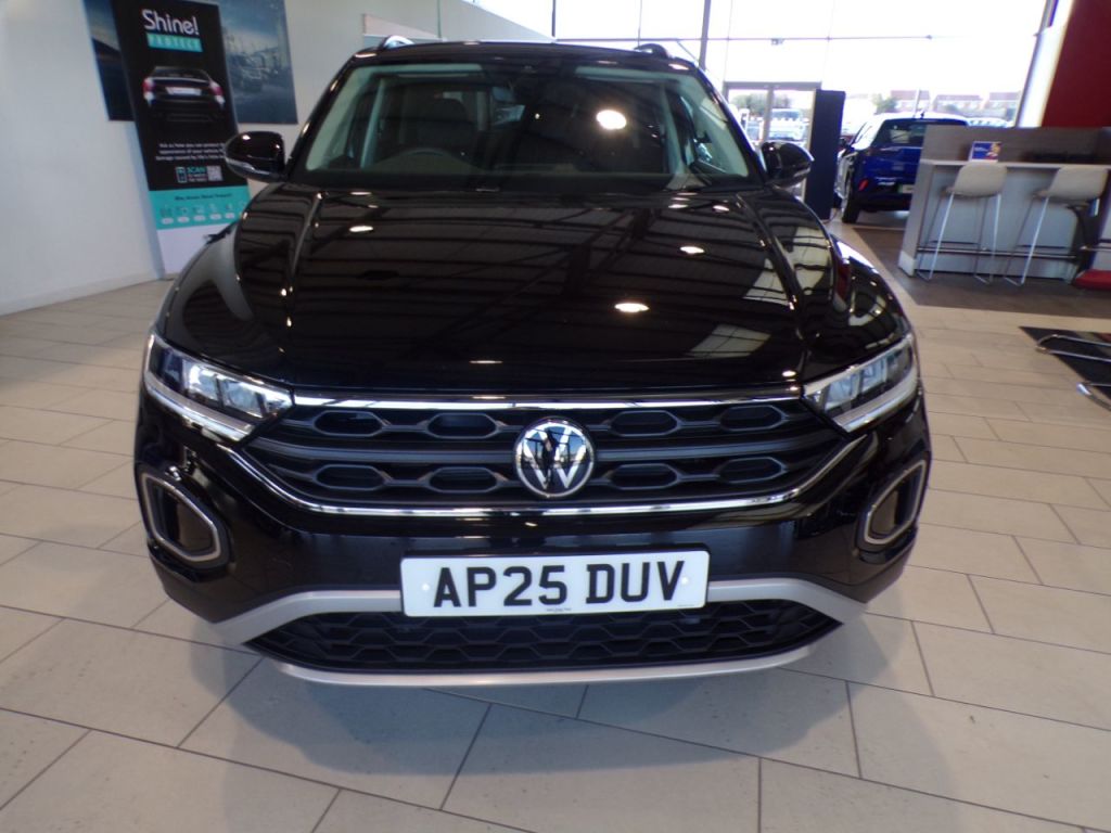 Used Volkswagen T-Roc 2025 for sale - 76395496: Photo 9