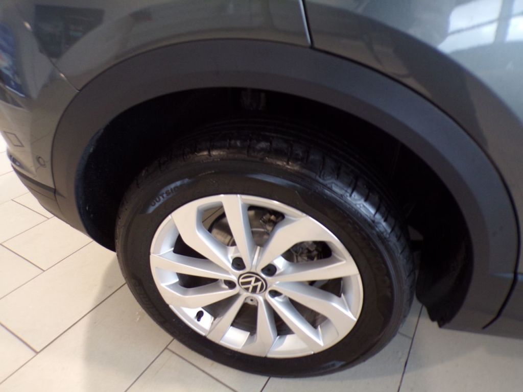 Used Volkswagen T-Roc 2025 for sale - 76355948: Photo 11