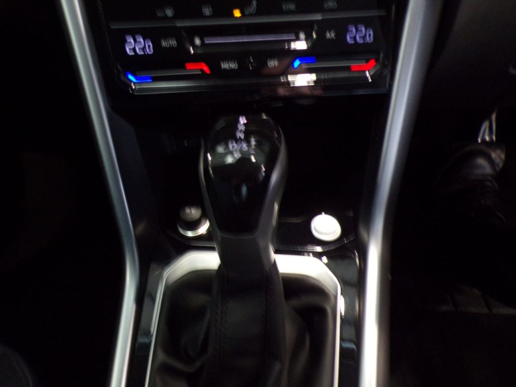 Used Volkswagen T-Roc 2025 for sale - 76355948: Photo 20