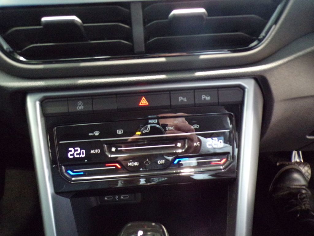 Used Volkswagen T-Roc 2025 for sale - 76355948: Photo 21