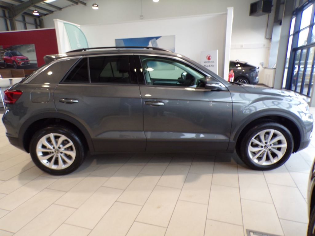 Used Volkswagen T-Roc 2025 for sale - 76355948: Photo 3