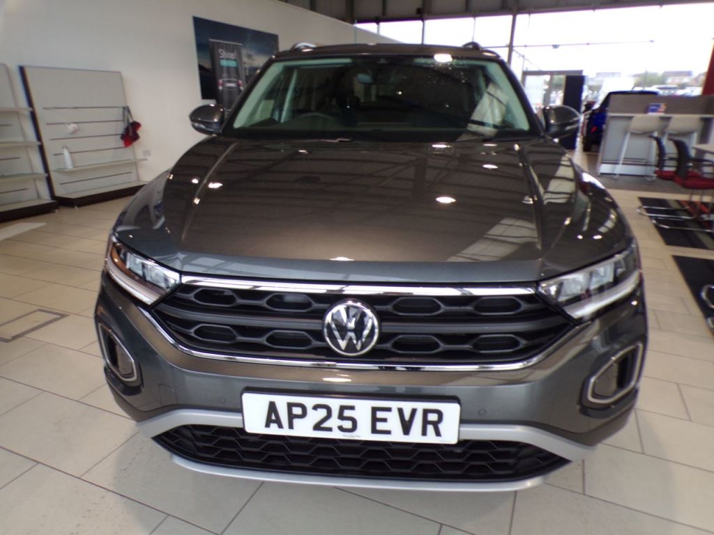 Used Volkswagen T-Roc 2025 for sale - 76355948: Photo 8