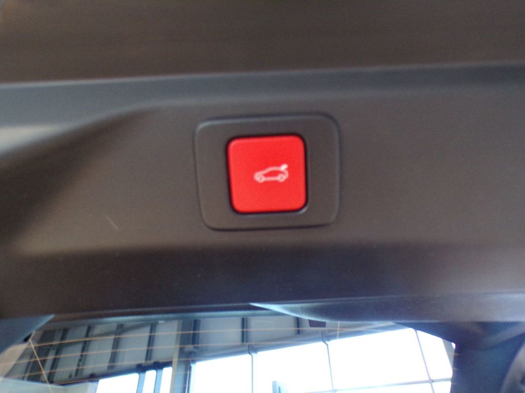 Used Peugeot 3008 2024 for sale - 76345056: Photo 17