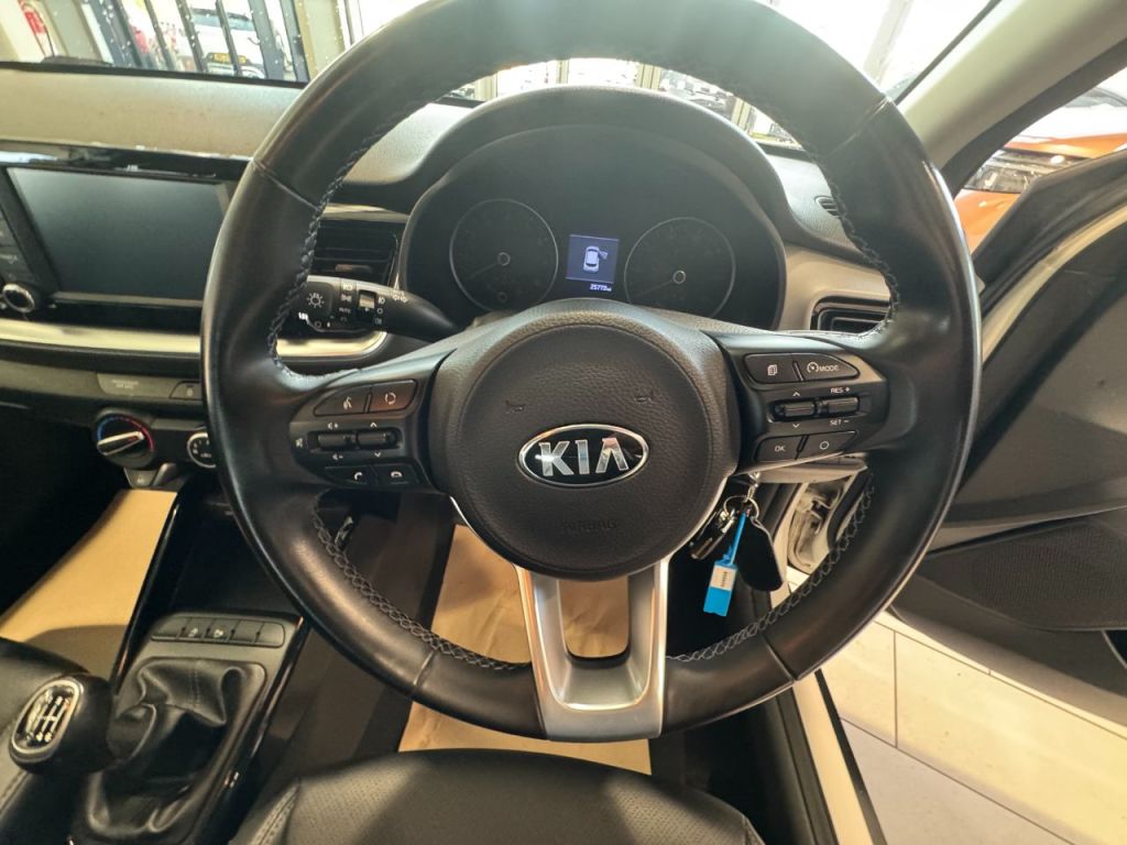 Used Kia Stonic 2019 for sale - 76405755: Photo 22