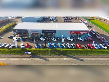 Used Kia Stonic 2019 for sale - 76405755: Photo